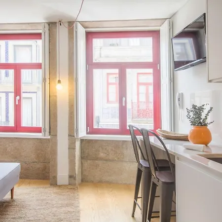 Apartment Sweet Iii *